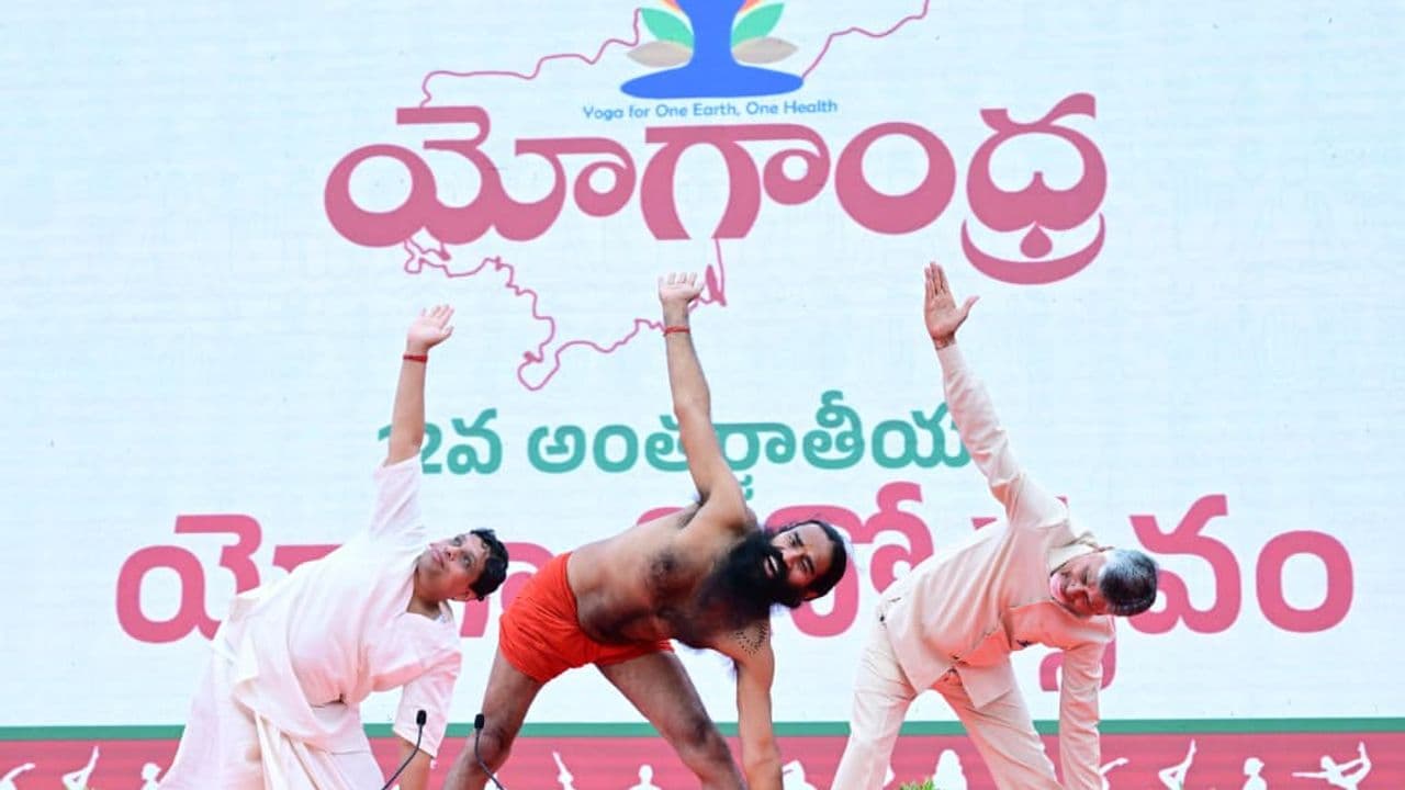 chandrababu naidu participate in yogandhra