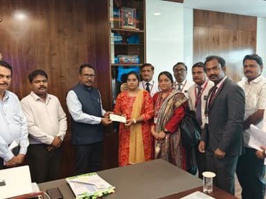 AP Municipal Worker’s Family Gets Rs. 33.15 Lakh Insurance Support
