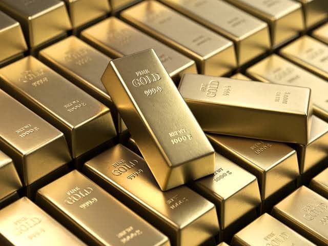 Gold, Silver Prices Slip Across Major Indian Cities; Precious Metals Trade Lower