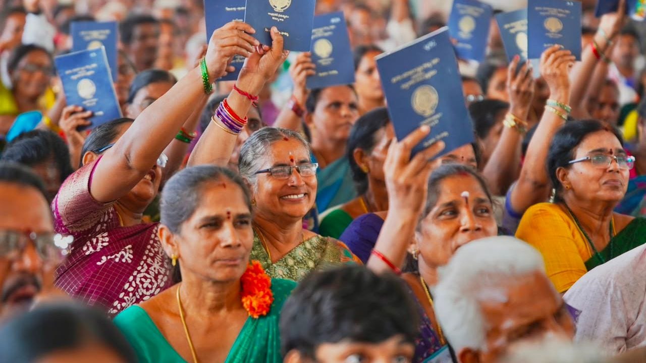Lady Farmers showing pattadar passbooks