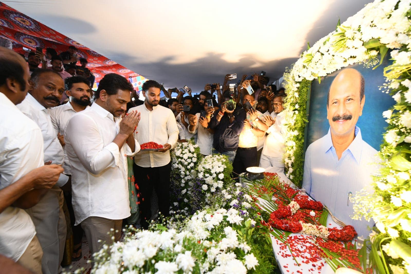 YS Jagan Visits Ongole, Consoles Family of Late Kakumanu Rajasekhar