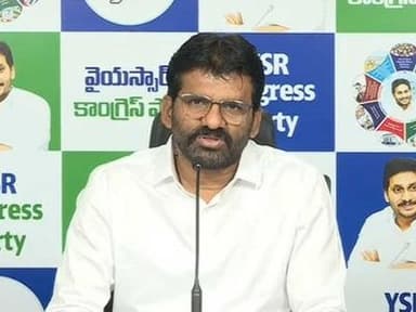 YSRCP MLC Parvathareddy Chandrasekhar Reddy